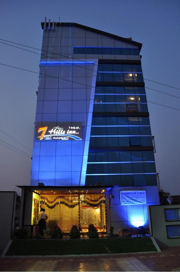 Hotel Seven Hills Inn Tirupati Buitenkant foto